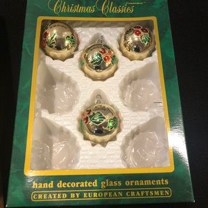 Gold Christmas Ornaments